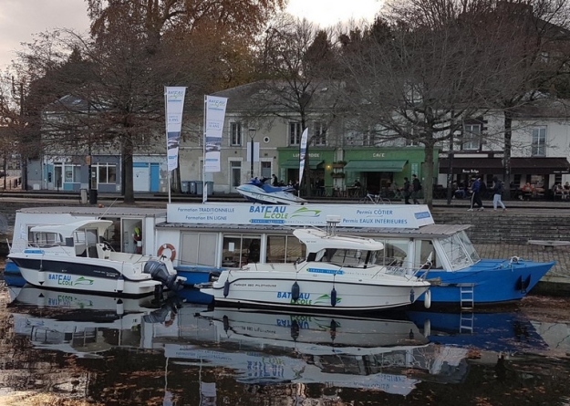 Péniche Le Mans